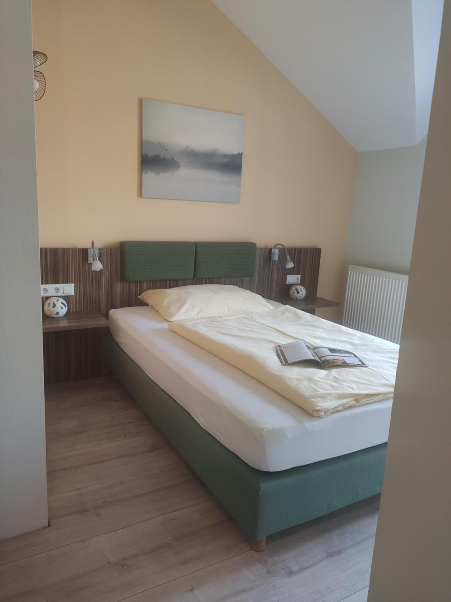 Rosenhotel - Serviced Apartments Zwentendorf 외부 사진