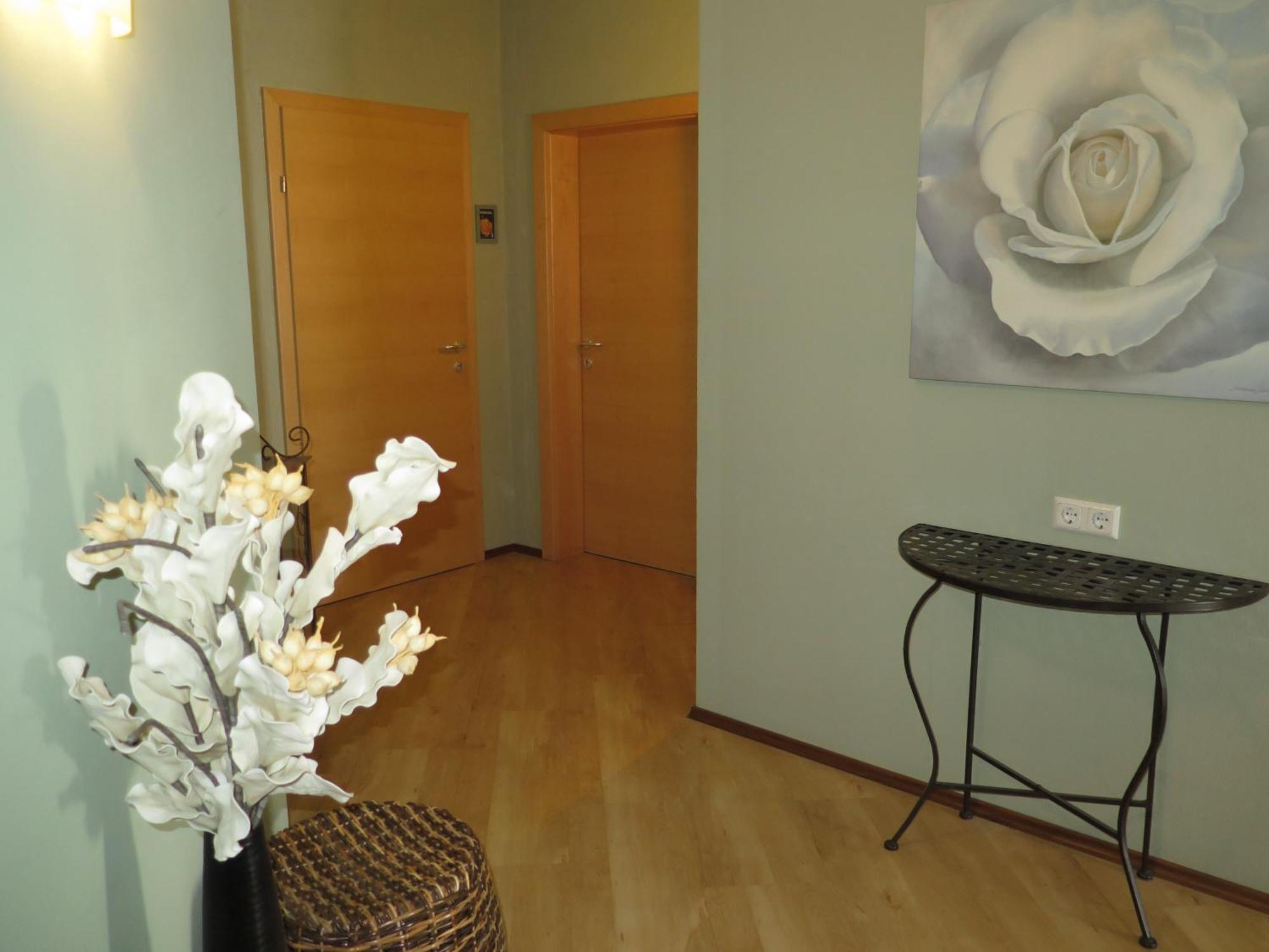 Rosenhotel - Serviced Apartments Zwentendorf 외부 사진