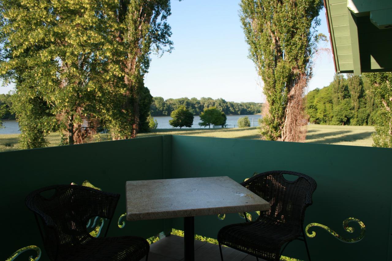 Rosenhotel - Serviced Apartments Zwentendorf 외부 사진